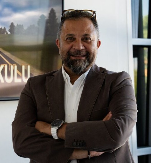 Ali Özel