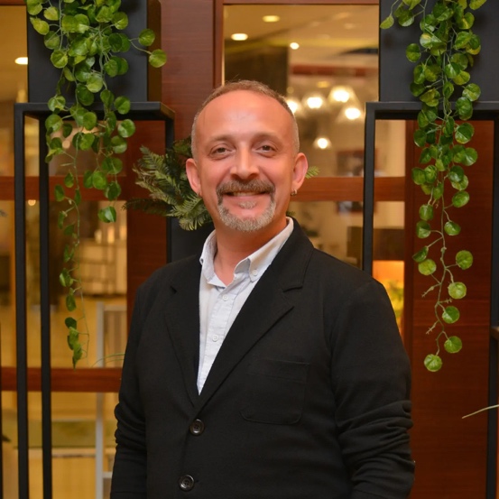 Taner Akdaş